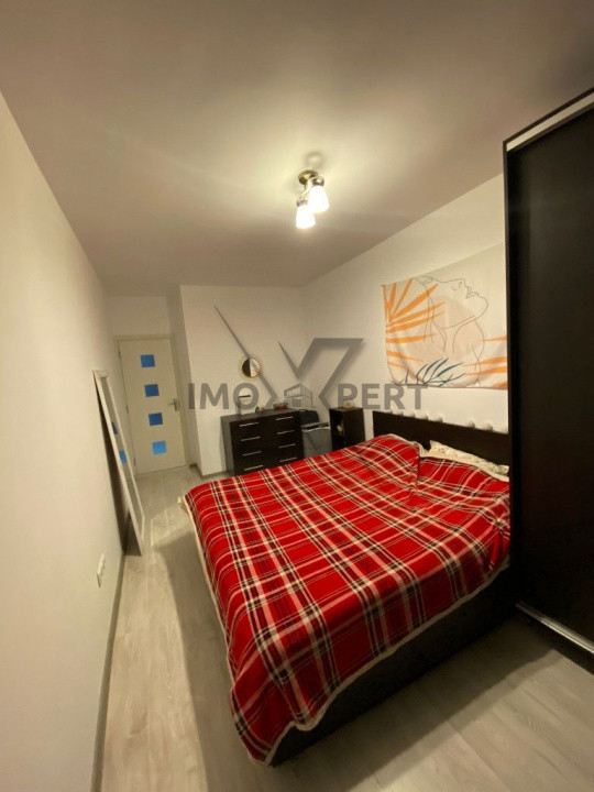 Apartament cu 2 camere, etaj intermediar, ansamblu Iris 