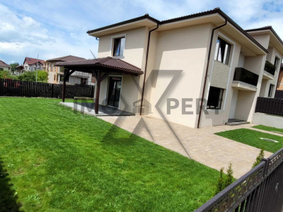 Duplex modern la intrarea în Chinteni, într-o zonă liniștită cu priveliște