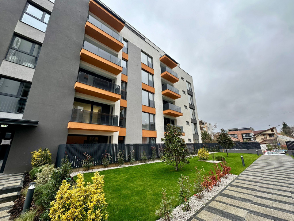 Apartament 2 camere, la cheie, etaj intermediar, zona Iulius Mall