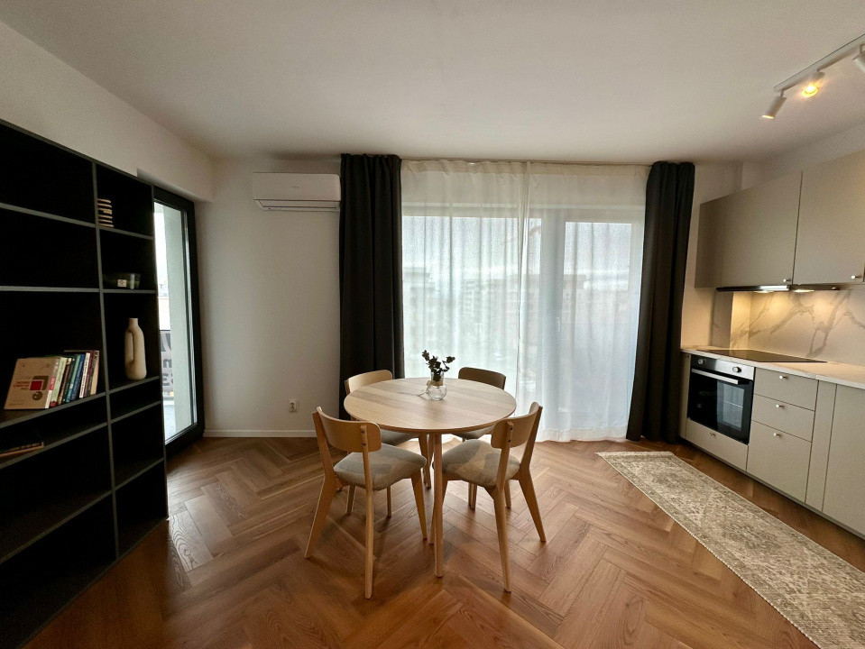 Apartament 2 camere, la cheie, etaj intermediar, zona Iulius Mall