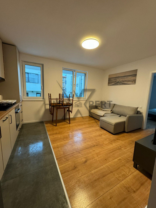 Apartament cu 2 camere de închiriat în Florești, strada Catanelor