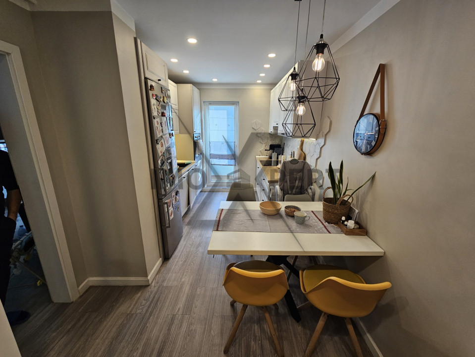 Apartament 2 camere decomandat, etaj intermediar cartier Manastur