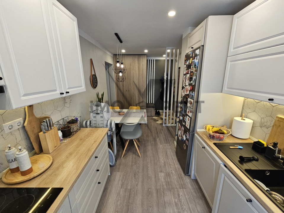 Apartament 2 camere decomandat, etaj intermediar cartier Manastur