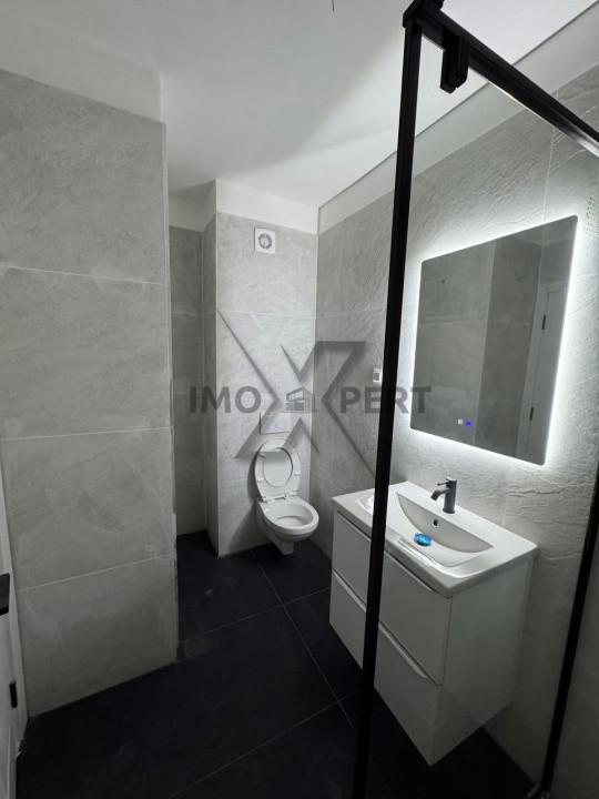 Apartament 2 camere finisat, etaj intermediar, ansamblul Eroilor