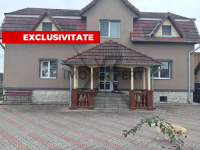 Oferim spre vanzare 2 case individuale intr-o curte generoasa, Mihai Viteazu!