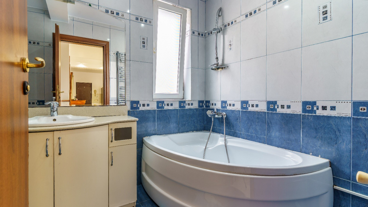 Apartament 99 mp + 2 balcoane, parter înalt – garaj opțional