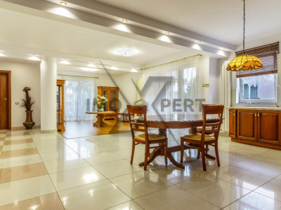 Apartament 99 mp + 2 balcoane, parter înalt – garaj opțional