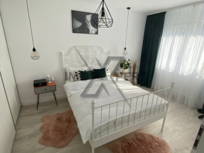 Apartament cu 3 camere, etaj intermediar, zona Vivo