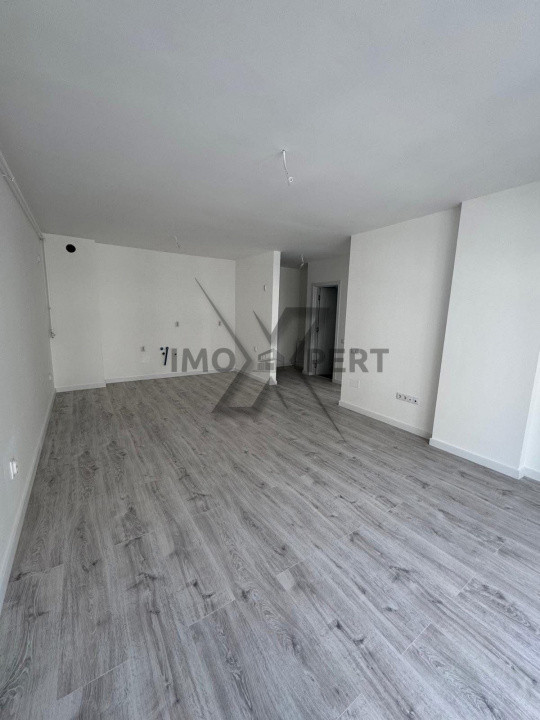 Apartament 3 camere, finisat, parcare, Baciu Regal 