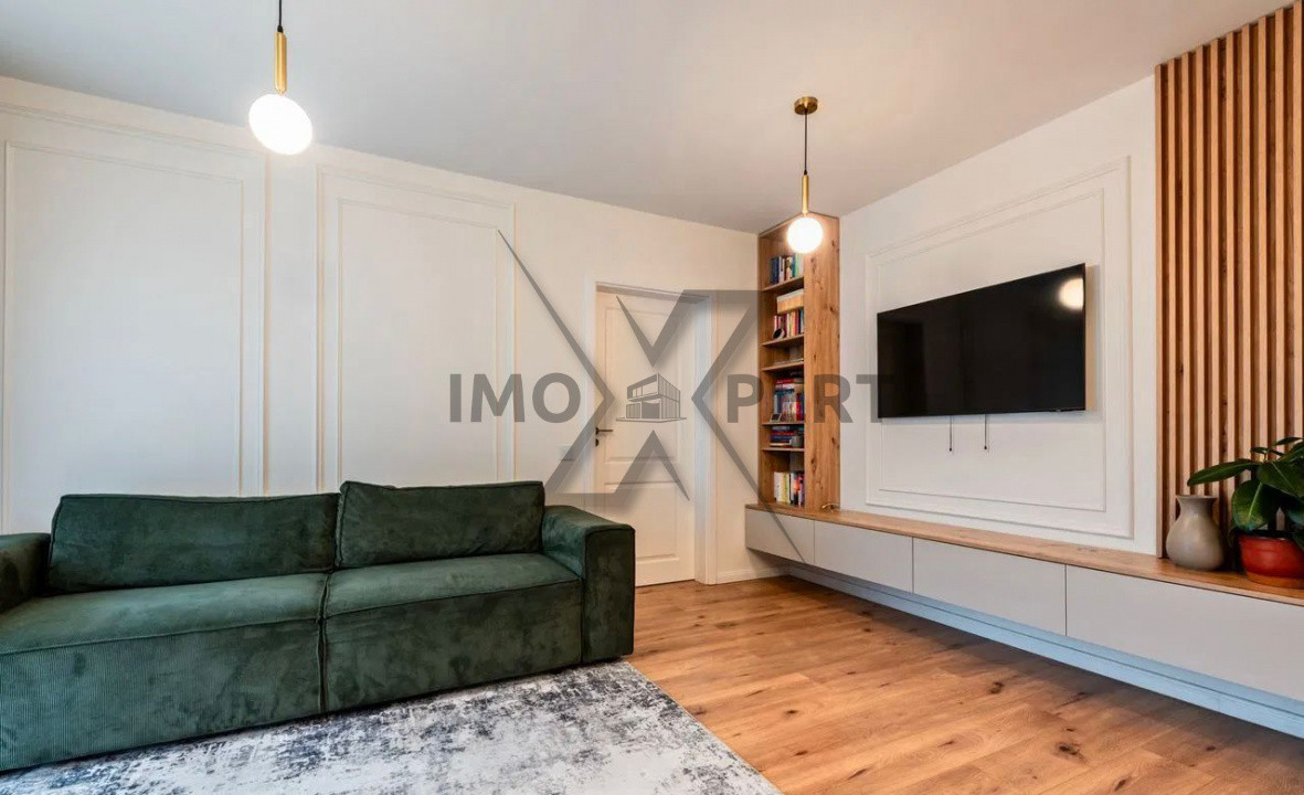 Apartament 3 camere , parcare, zona Vivo 