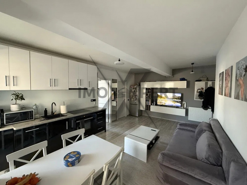 Apartament cu 2 camere și balcon generos, Mărăști – Strada Fabricii