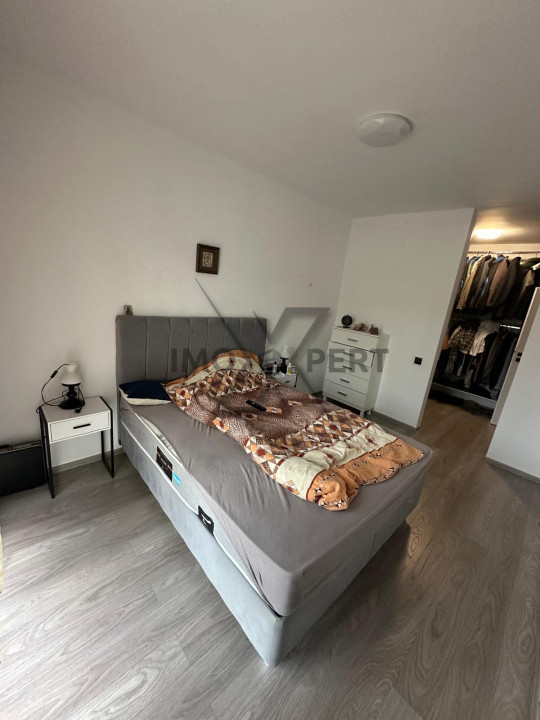Apartament cu 2 camere, et 1/4 , 58mp, cu garaj zona Regal