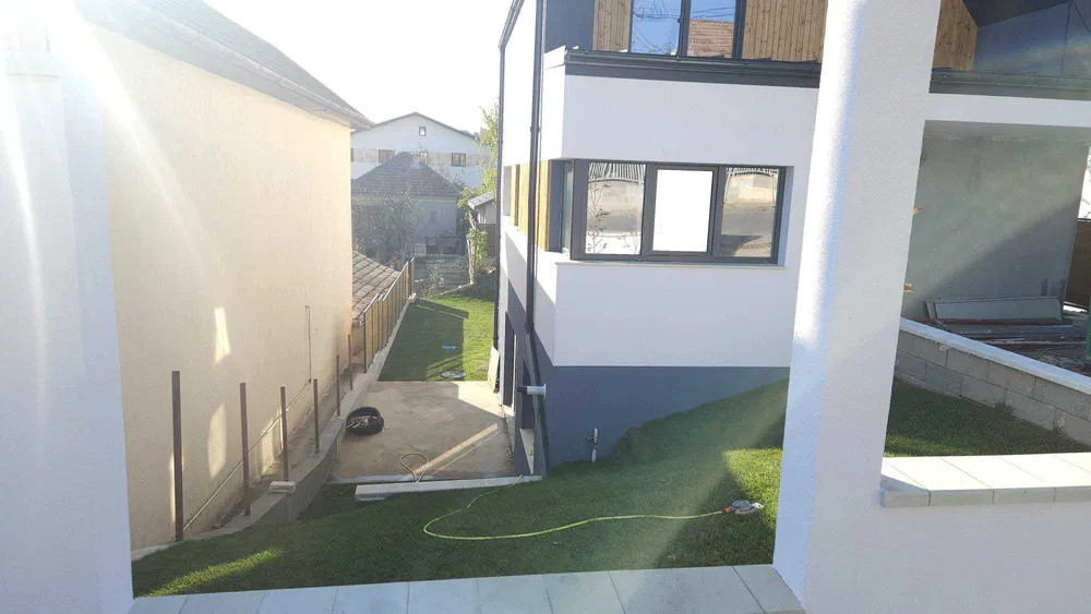 Casa tip duplex de vanzare , Dambul Rotund!