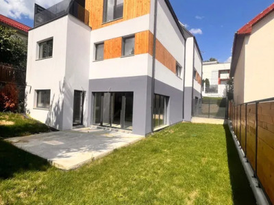 Casa tip duplex de vanzare , Dambul Rotund!