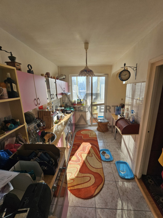 Apartament 3 camere, etaj intermediar, Gheorgheni