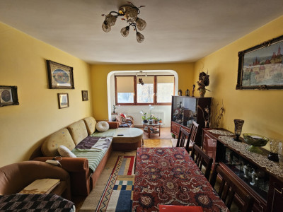 Apartament 3 camere, etaj intermediar, Gheorgheni
