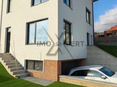 Duplex de 170 m2 utili cu garaj, cartier Dambul Rotund !