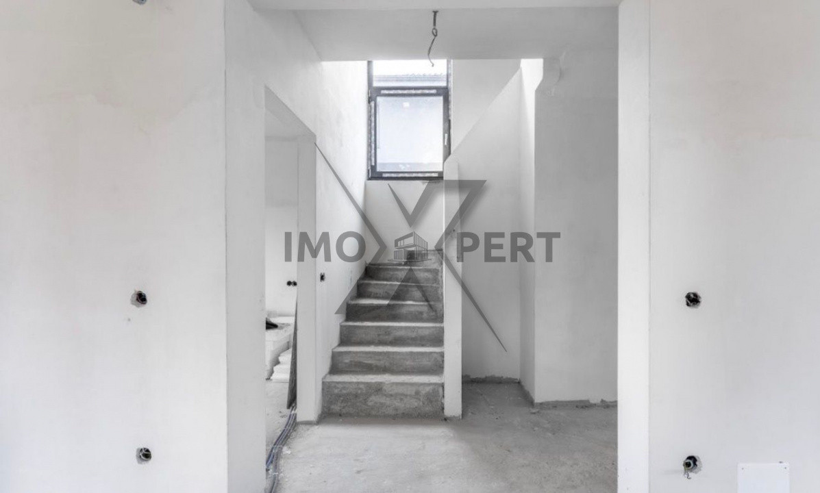 Casa individuala cu 4 camere, in Corusu!