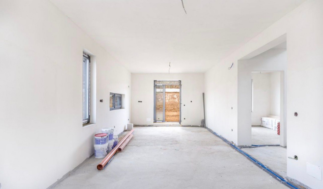 Casa individuala cu 4 camere, in Corusu!