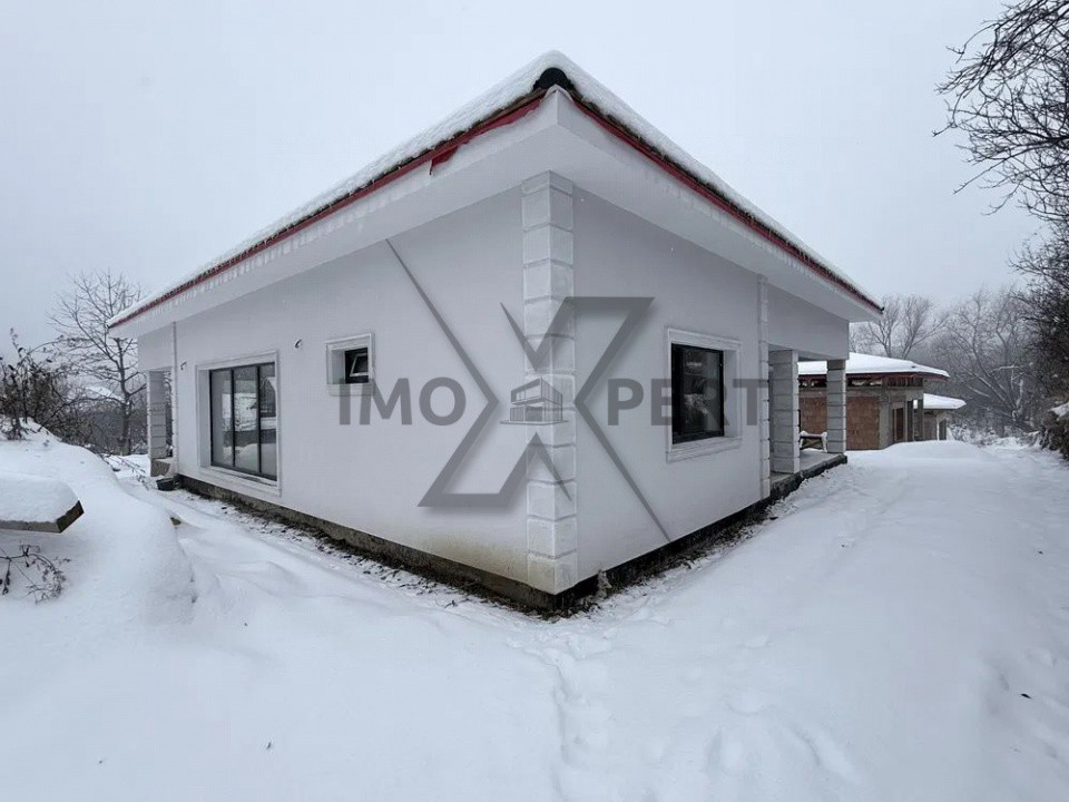 Casa individuala, 600 mp teren, Popesti 