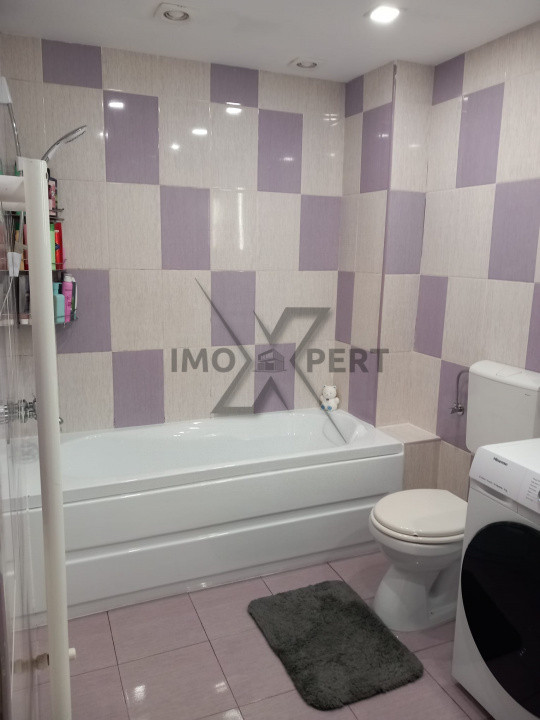 Apartament 3 camere, doua bai, orientare Sud , Baciu Regal 