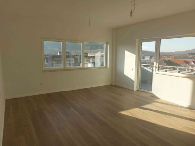 Apartament 3 camere, finisat, orientare Sud , Baciu Regal 