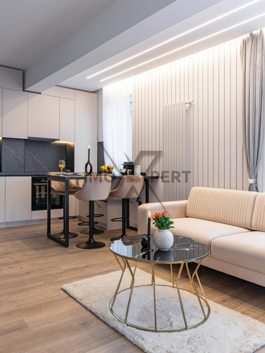 Apartament cu 2 camere, parcare, zona semicentrală 