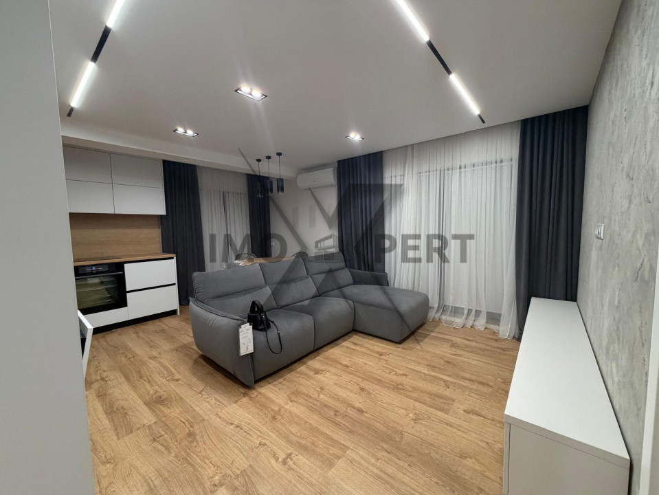 Apartament 3 camere, nou, Terasă 22 mp, zona Vivo-Metro