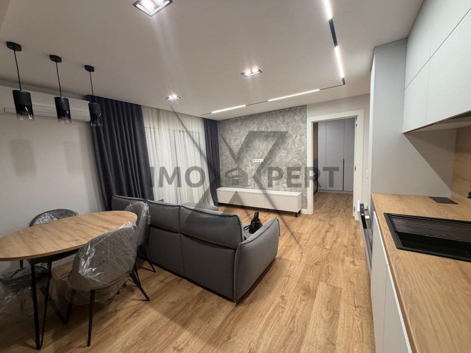 Apartament 3 camere, nou, Terasă 22 mp, zona Vivo-Metro