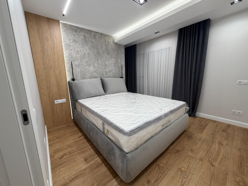 Apartament 3 camere, nou, Terasă 22 mp, zona Vivo-Metro