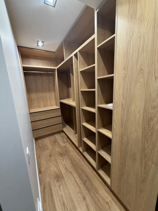 Apartament 3 camere, nou, Terasă 22 mp, zona Vivo-Metro