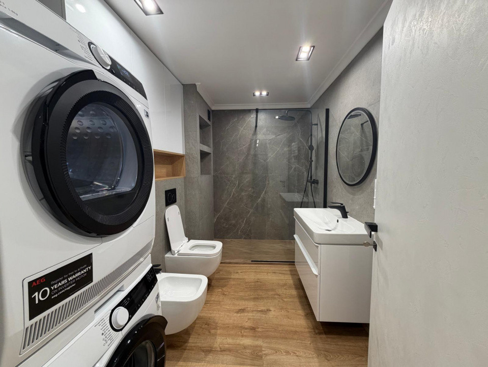 Apartament 3 camere, nou, Terasă 22 mp, zona Vivo-Metro