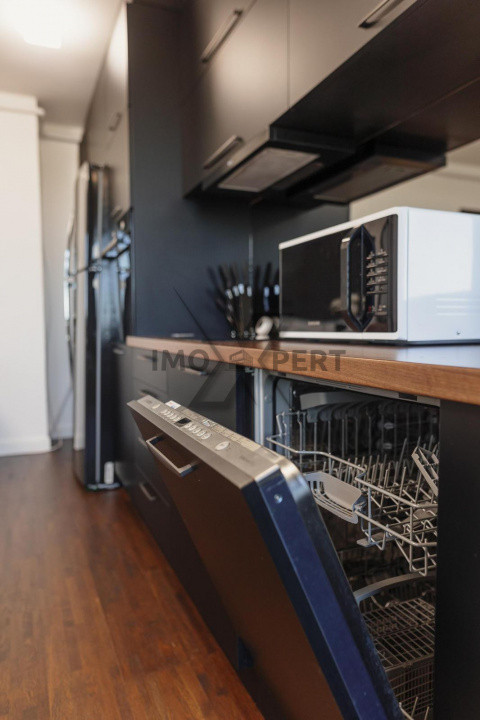 Apartament de 3 camere,2 bai , Priveliste , Complex Grand Park!