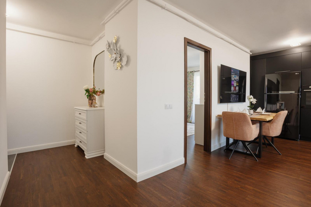 Apartament de 3 camere,2 bai , Priveliste , Complex Grand Park!