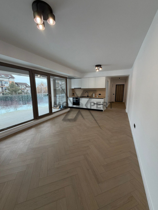 Apartament 3 camere , et intermediar, parcare, cartier Borhanci