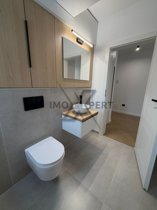 Apartament 3 camere , et intermediar, parcare, cartier Borhanci