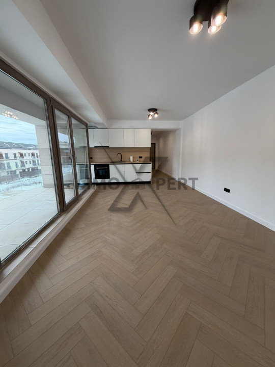 Apartament 3 camere , et intermediar, parcare, cartier Borhanci
