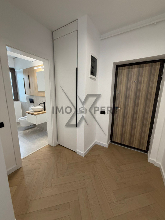 Apartament 3 camere , et intermediar, parcare, cartier Borhanci