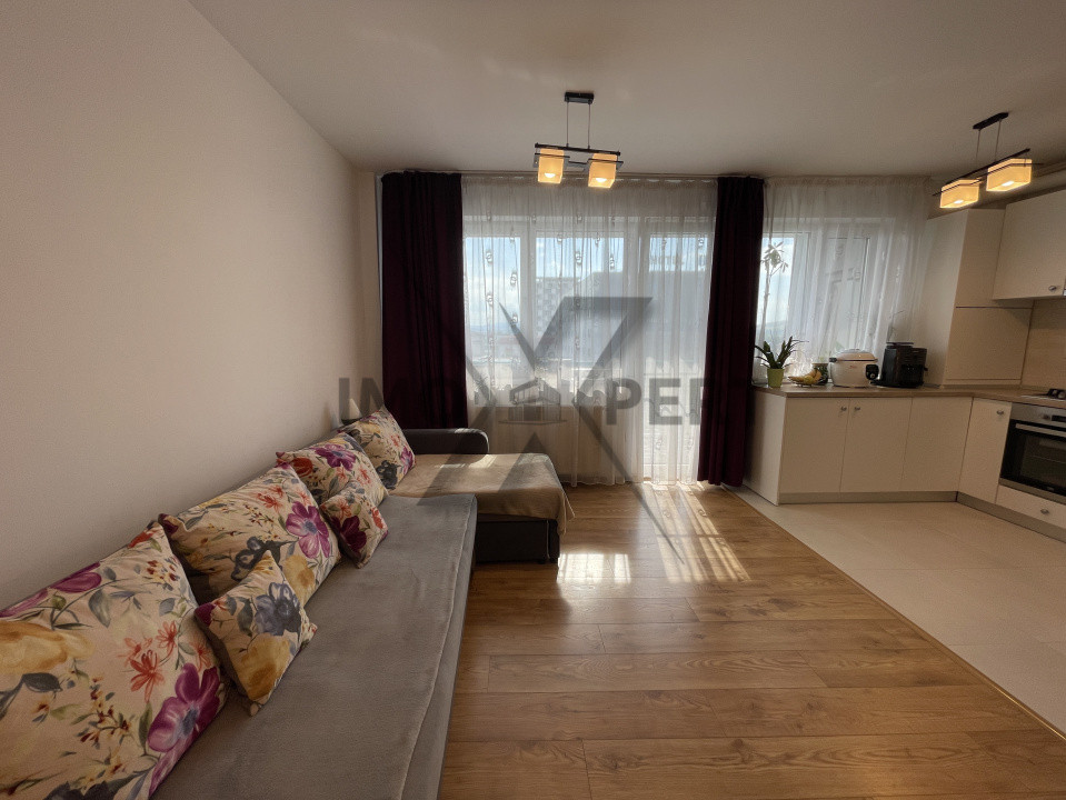 Apartament cu 2 camere, etaj intermediar, zona Vivo