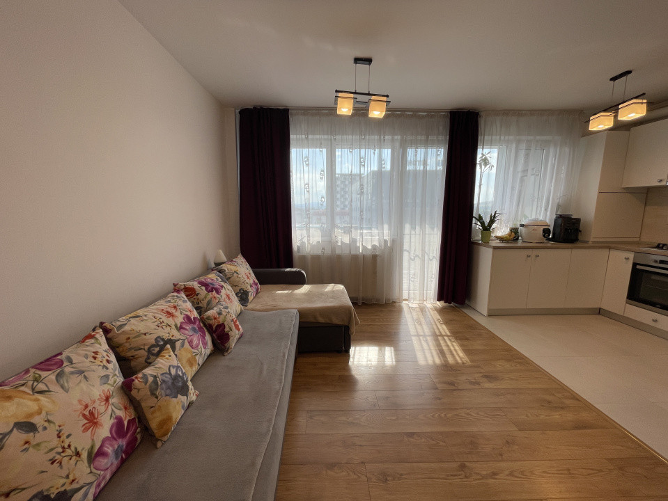 Apartament cu 2 camere, etaj intermediar, zona Vivo