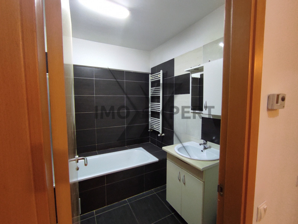 Apartament 2 camere, Viva City, lângă Iulius Mall