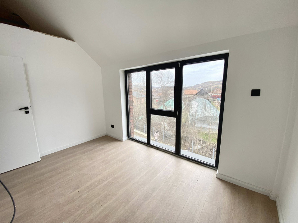 Casa Finisata cu CF in stil Scandinav , 170 m2 utili, zona Popesti, Baciu