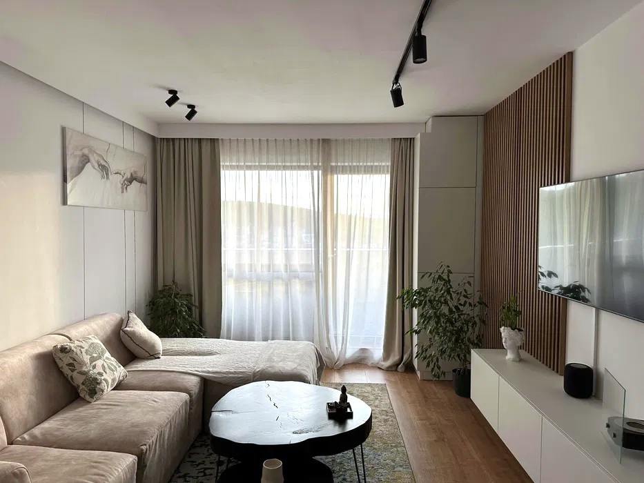 Apartament de lux, parcare subterana, zona Frunzisului