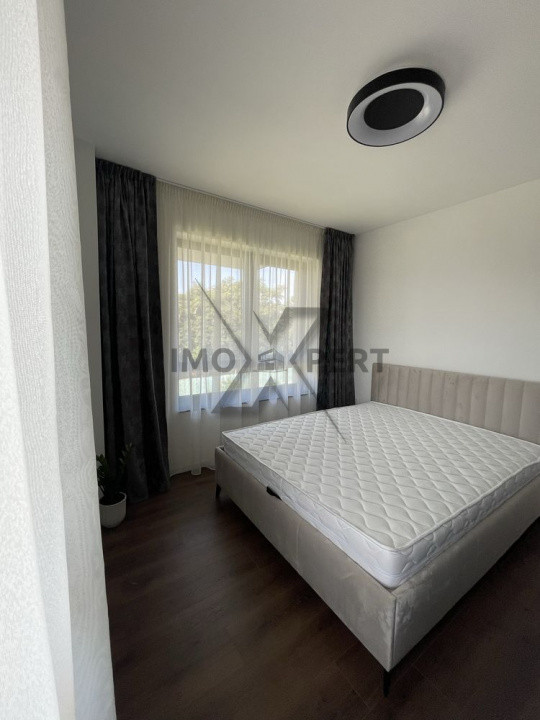 Apartament 4 camere, parcare, zona semicentrala