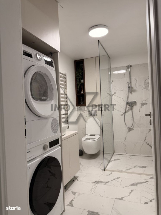 Apartament 4 camere, parcare, zona semicentrala