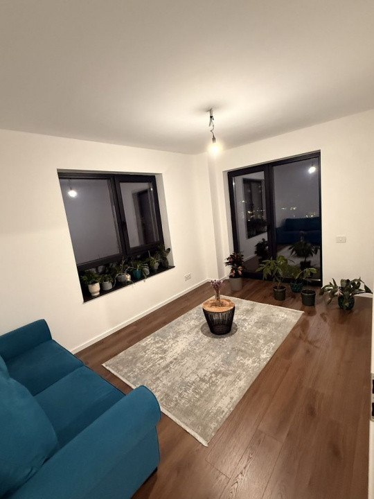 Apartament 4 camere, parcare, zona semicentrala