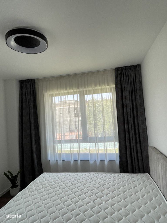 Apartament 4 camere, parcare, zona semicentrala
