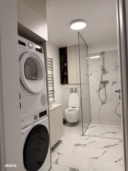 Apartament 4 camere, parcare, zona semicentrala