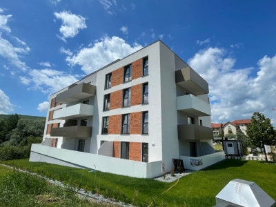 Apartament 3 camere, 75mp, Iris