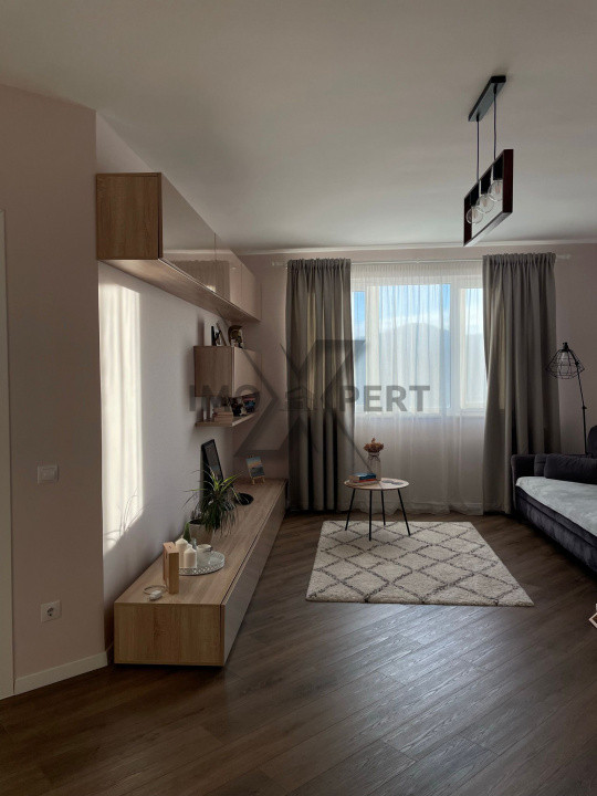 De inchiriat 2 camere, parcare sunterana, zona BMW